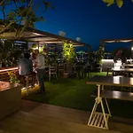 Salus Hotel
