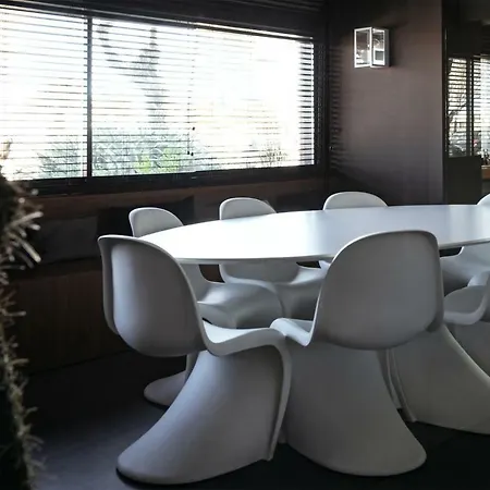 Salus Hotel 3*